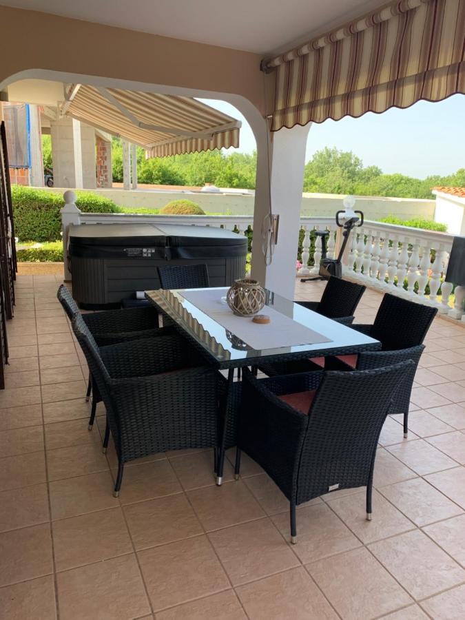 Apartment Smilja Малинска Экстерьер фото