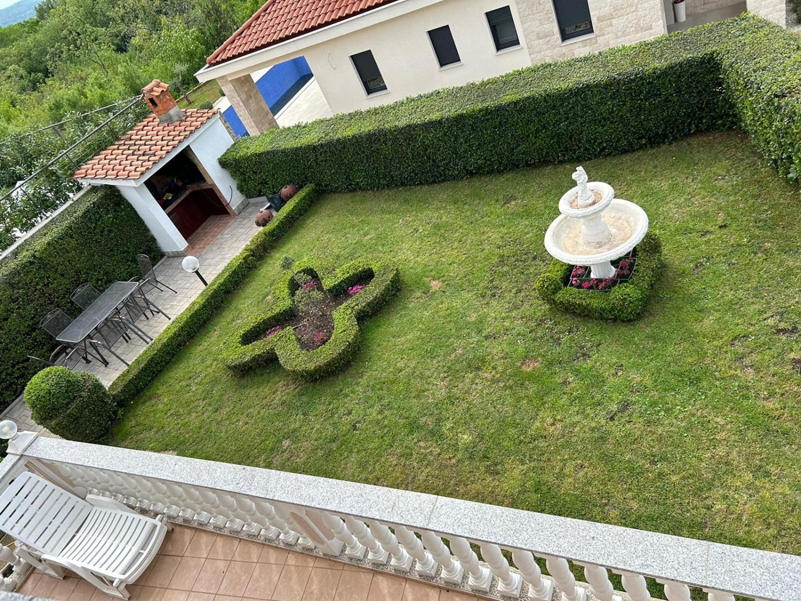 Apartment Smilja Малинска Экстерьер фото