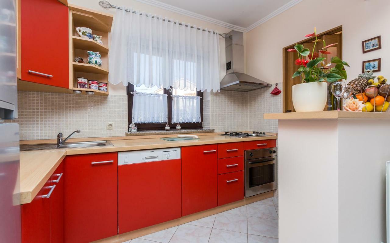 Apartment Smilja Малинска Экстерьер фото